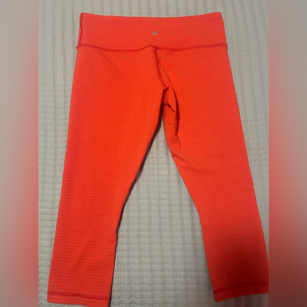 Lululemon wunder under 25in- red striped legging